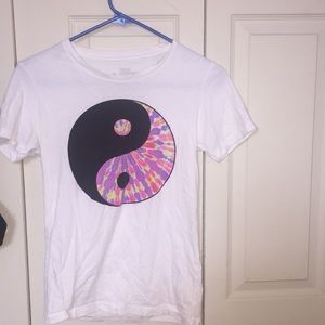 Yin Yan tie dye tee